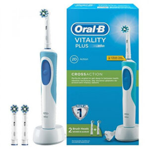 Oral-B Brosse à dents D12.523 + 2 têtes de brosse à dents gratuites