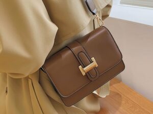 Women's Shoulder Bag with Closure - Shoppydeals