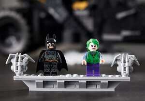 LEGO DC - Batman La Batmobil Tumbler (76240) - Shoppydeals